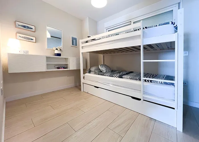Sorolla 105, Luxury, Beach, Free Parking, All Services, Quite Neighborhood, So