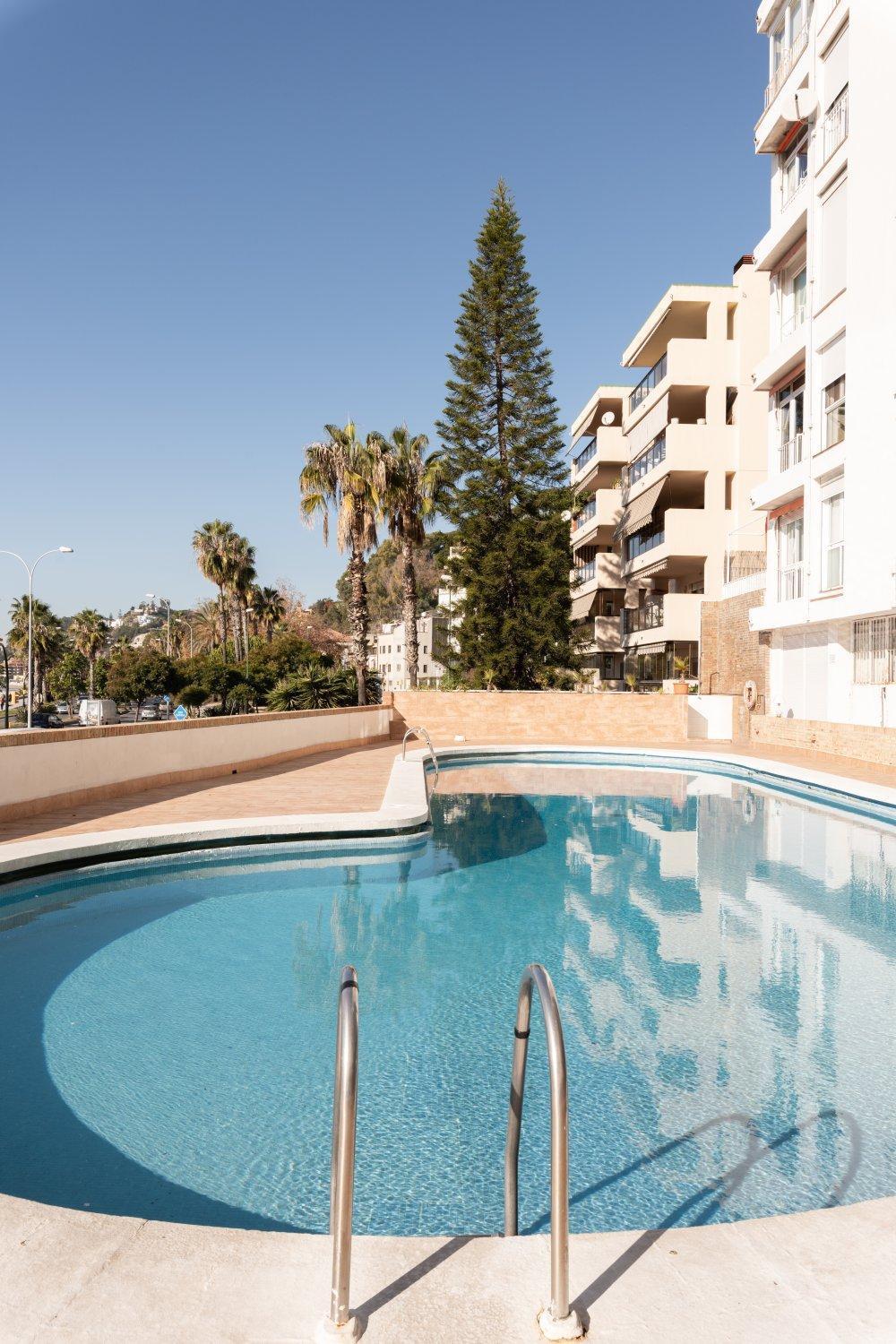 Sorolla 105, Luxury, Beach, Free Parking, Services, Quite Neighborhood, So Málaga