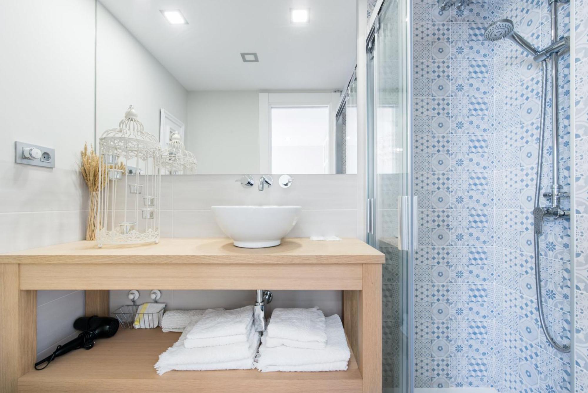Sorolla 105, Luxury, Beach, Free Parking, Services, Quite Neighborhood, So Apartamento Málaga