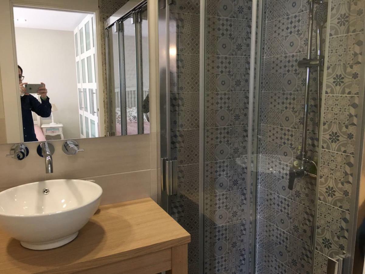 Appartement Sorolla 105, Luxury, Beach, Free Parking, Services, Quite Neighborhood, So *